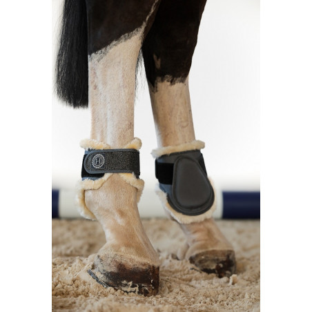 Beenbeschermers Harcour Totseen