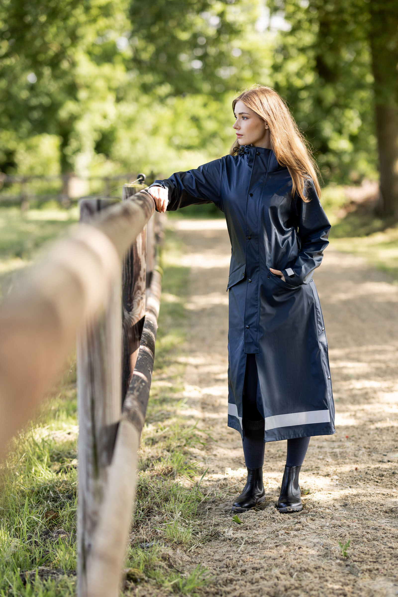 Lange damesregenjas Horze Hazel met splitten Donker marineblauw