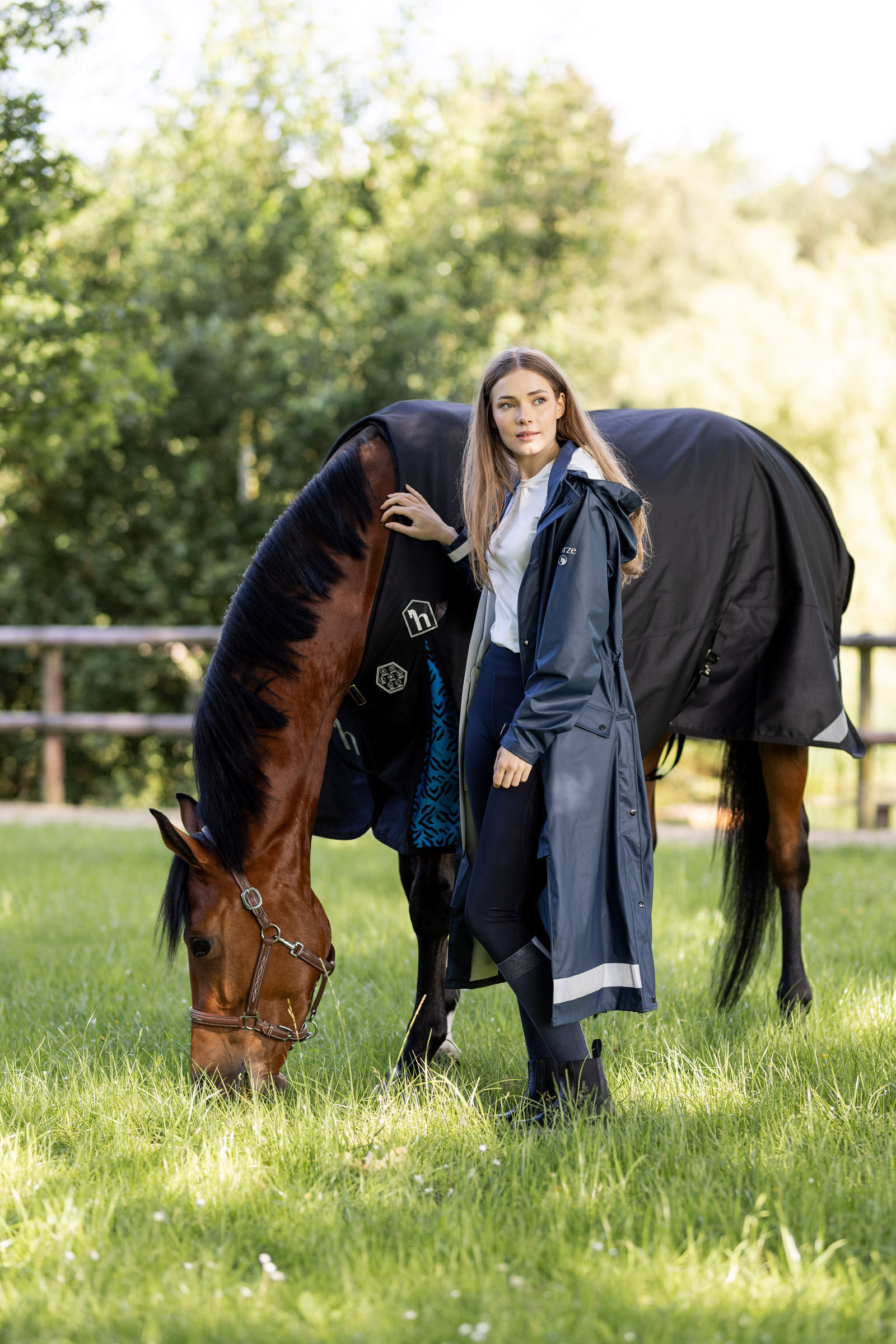 Lange damesregenjas Horze Hazel met splitten Donker marineblauw