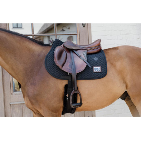 Wedstrijdzadeldek Fishbone met 2 nummers Kentucky Jumping