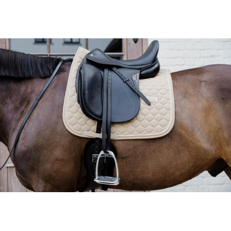 Tapijt ui quilt rubber logoo dressuur Kentucky