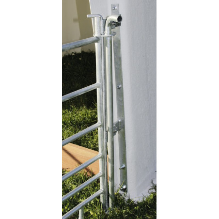 Extra stang voor de bevestiging van schotten aan AKO-stangen