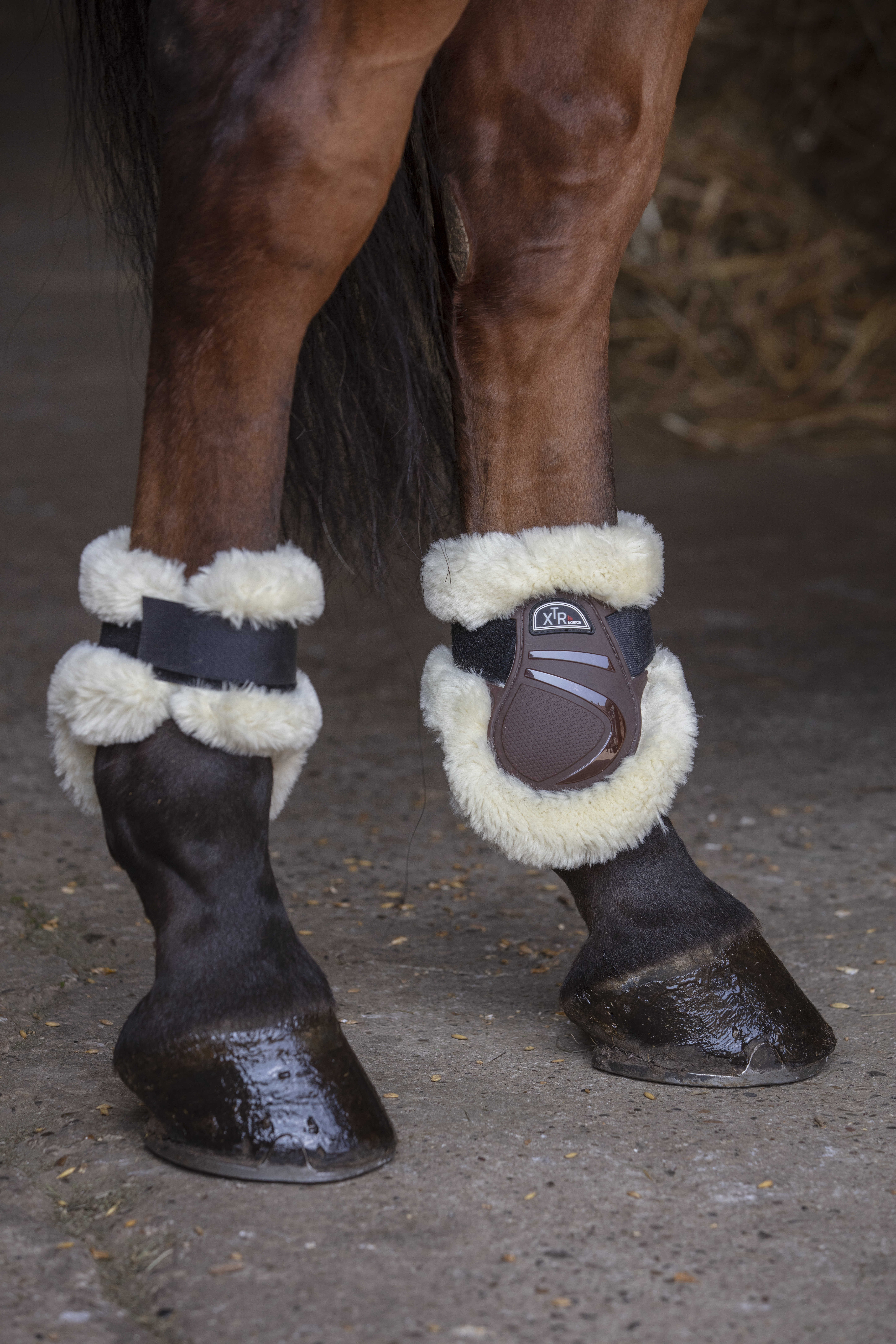 Kogelbeschermers Norton XTR synthetisch schapenvacht Bruin