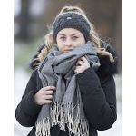 Sjaal Toby Back On Track