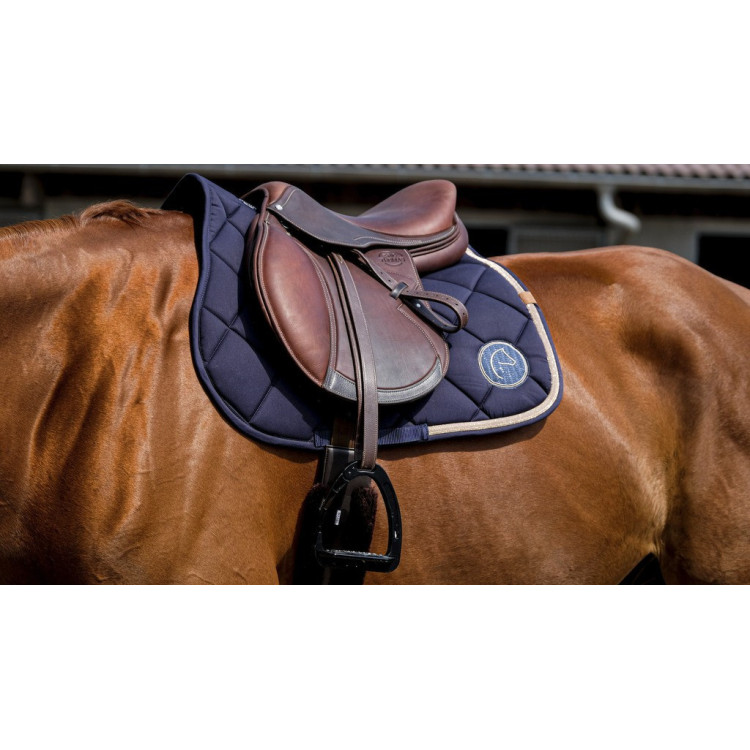 Zadeldek Equithème Badge 2.0 Zadeldek Equithème Badge 2.0
