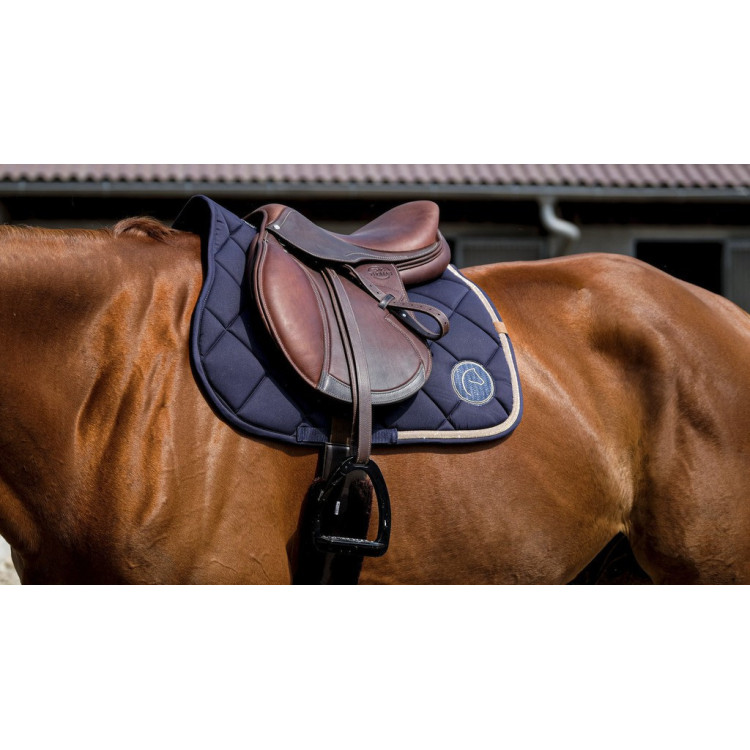 Zadeldek Equithème Badge 2.0 Zadeldek Equithème Badge 2.0
