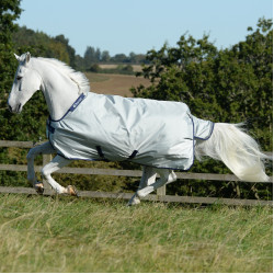 Bucas Power Turnout Extra 300g deken Bucas Power Turnout Extra 300g deken