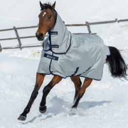 Bucas Power Turnout Extra 300g deken Bucas Power Turnout Extra 300g deken
