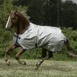 Bucas Power Turnout Extra 300g deken Bucas Power Turnout Extra 300g deken