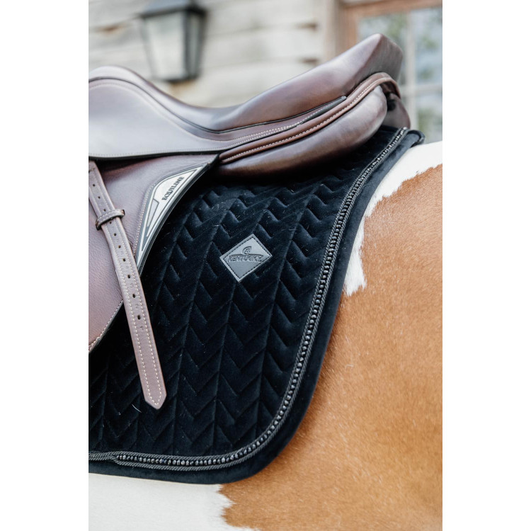 Zadeldoek Velvet Pearls jumping Kentucky Zadeldoek Velvet Pearls jumping Kentucky