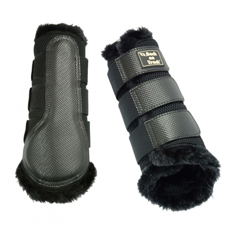 Zachte 3D Mesh beenbeschermers met bont Back on Track Zachte 3D Mesh beenbeschermers met bont Back on Track
