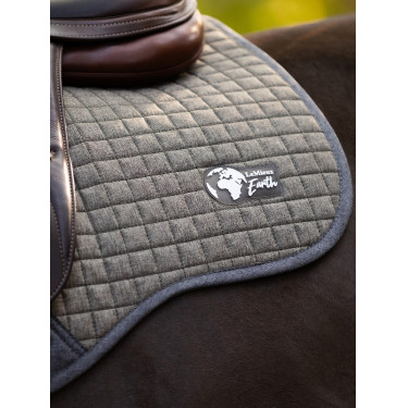 Tapis de selle LeMieux Earth GP Square Moss Tapis de selle LeMieux Earth GP Square Moss