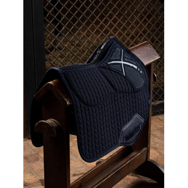 LeMieux Close Contact ProSorb 2-Pocket schokabsorberend zadeldek LeMieux Close Contact ProSorb 2-Pocket schokabsorberend zadeldek