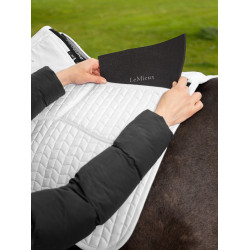 LeMieux Close Contact ProSorb 2-Pocket schokabsorberend zadeldek Wit