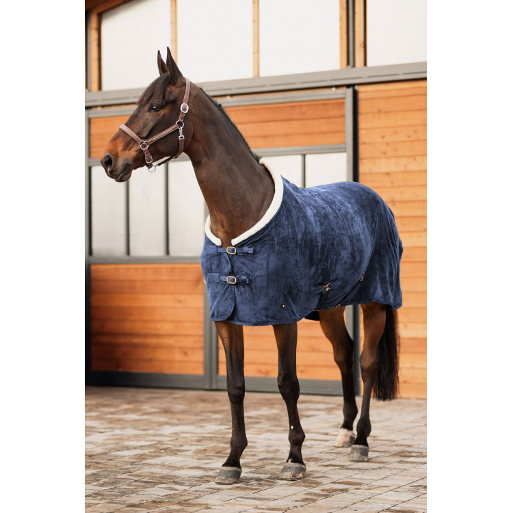 Lincoln fleece deken met nekrand van bont Horze