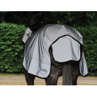 Weatherbeeta reflecterende uitrijdeken Zilver / zwart Weatherbeeta reflecterende uitrijdeken Zilver / zwart