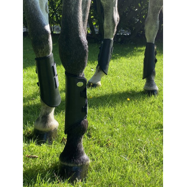 Gesloten Jump'In Para beenbeschermers Gesloten Jump'In Para beenbeschermers