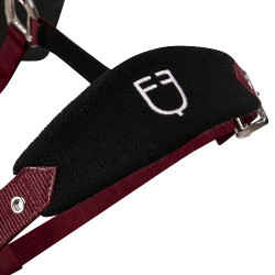 Licol en nylon avec longe et doublure en polaire Equestro Bordeaux Licol en nylon avec longe et doublure en polaire Equestro Bordeaux