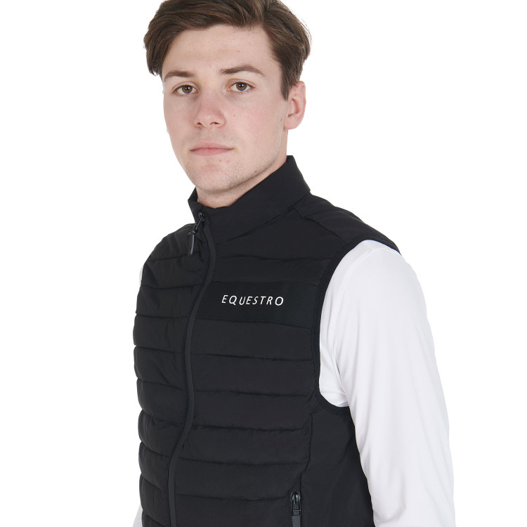 Herenbodywarmer van winddicht technisch materiaal Equestro Herenbodywarmer van winddicht technisch materiaal Equestro