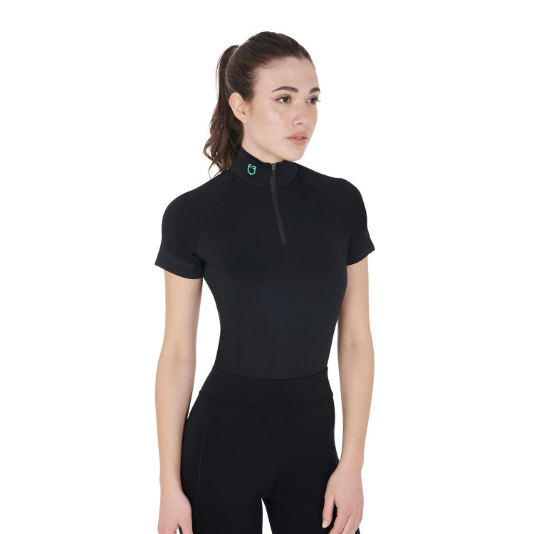 Aansluitende basislaag met korte mouwen voor dames in technisch materiaal Equestro Aansluitende basislaag met korte mouwen voor dames in technisch materiaal Equestro