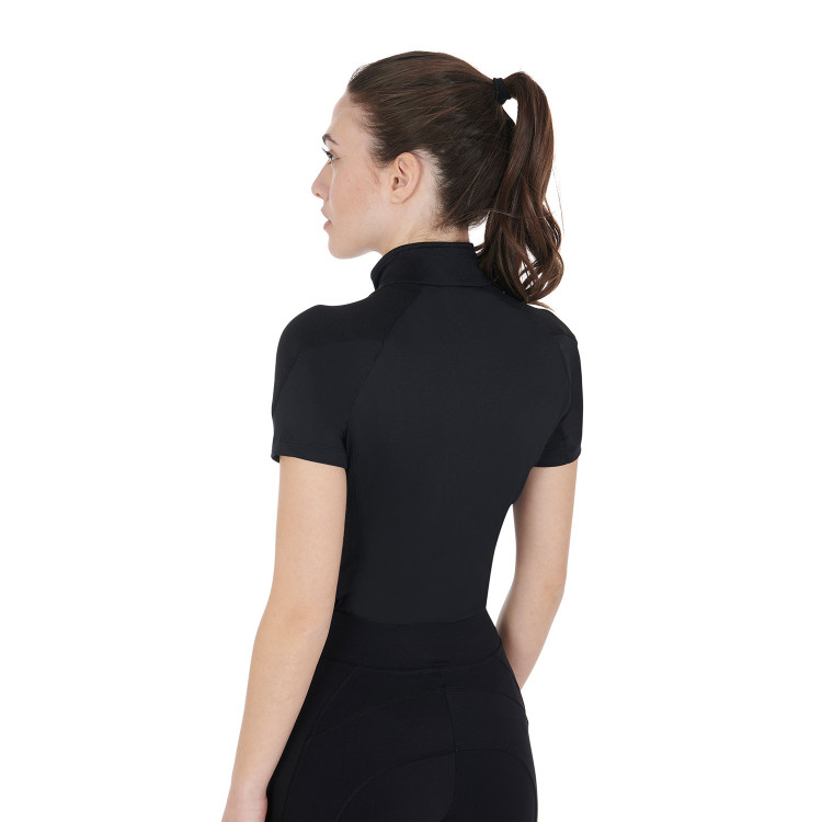 Aansluitende basislaag met korte mouwen voor dames in technisch materiaal Equestro Aansluitende basislaag met korte mouwen voor dames in technisch materiaal Equestro