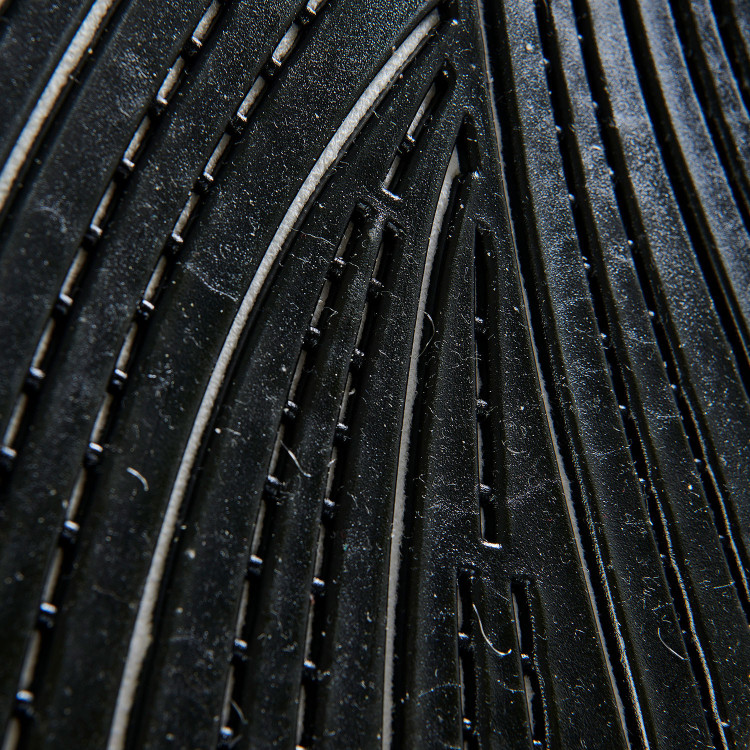 Traagschuim schokdemper met hexagonale gelgrip en voorwaartse verhoging Acavallo Traagschuim schokdemper met hexagonale gelgrip en voorwaartse verhoging Acavallo