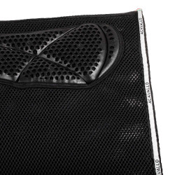 Vierkante dressuurpad van traagschuim met gelgrip en 3D-spacer Acavallo Vierkante dressuurpad van traagschuim met gelgrip en 3D-spacer Acavallo