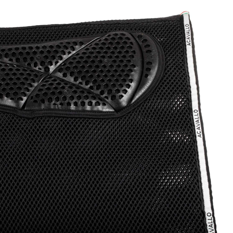 Vierkante dressuurpad van traagschuim met gelgrip en 3D-spacer Acavallo Vierkante dressuurpad van traagschuim met gelgrip en 3D-spacer Acavallo