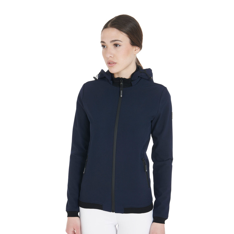 Aangepaste softshell-jas met fleecevoering voor dames Gardena Equestro Aangepaste softshell-jas met fleecevoering voor dames Gardena Equestro