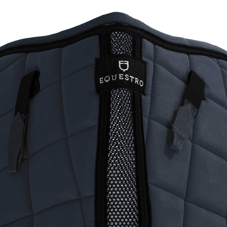 Zadeldek springen van ademende technische stof collectie Elegance Equestro Zadeldek springen van ademende technische stof collectie Elegance Equestro
