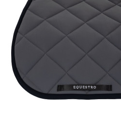 Zadeldoek springen in technische stof met geborduurd logo Black Line Edition Equestro Asfalt Grijs Zadeldoek springen in technische stof met geborduurd logo Black Line Edition Equestro Asfalt Grijs