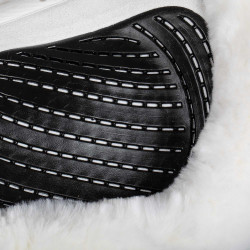 Springdeken Numnah met gelgrip aan beide zijden en volledige schapenvacht rand Acavallo Wit / zwart