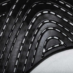 Springdeken Numnah met gelgrip aan beide zijden en volledige schapenvacht rand Acavallo Wit / zwart