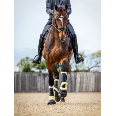 Dressuur beschermers schapenvacht LeMieux Motionflex Dressuur beschermers schapenvacht LeMieux Motionflex