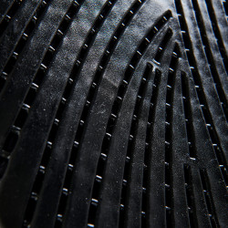 Schokdemper MF-S JCCS-S CW-CS Zweden en Ecologische Schapenvacht Acavallo Zwart / wit Schokdemper MF-S JCCS-S CW-CS Zweden en Ecologische Schapenvacht Acavallo Zwart / wit