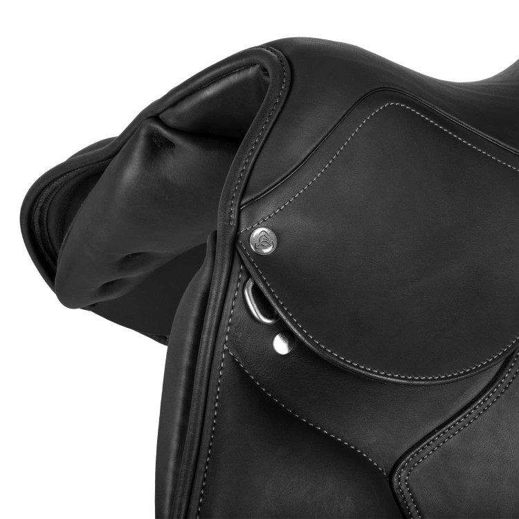 Bernini veelzijdig zadel met latex panelen Acavallo Bernini veelzijdig zadel met latex panelen Acavallo
