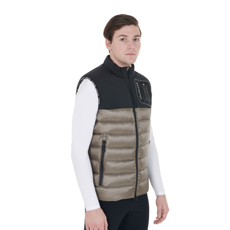 Herenbodywarmer in bimateriaal met siliconen patch Equestro Herenbodywarmer in bimateriaal met siliconen patch Equestro