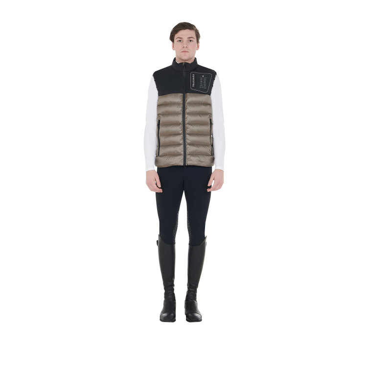 Herenbodywarmer in bimateriaal met siliconen patch Equestro Herenbodywarmer in bimateriaal met siliconen patch Equestro
