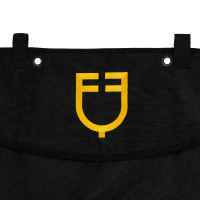 Lang box gordijn met geborduurd logo Equestro Zwart Lang box gordijn met geborduurd logo Equestro Zwart