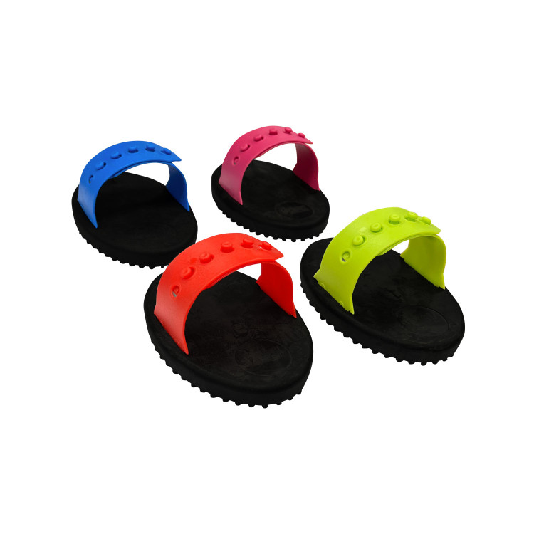 Flexibele plastic rosborstel voor pony Umbria Equitazione Flexibele plastic rosborstel voor pony Umbria Equitazione