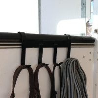 Afneembare netdrager 4 haken Hennie Zwart Afneembare netdrager 4 haken Hennie Zwart