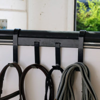 Afneembare netdrager 4 haken Hennie Zwart Afneembare netdrager 4 haken Hennie Zwart