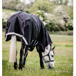 Horseware Rambo Supreme 1680D Turnout 0g Deken Marine / bordeaux Blauw Horseware Rambo Supreme 1680D Turnout 0g Deken Marine / bordeaux Blauw