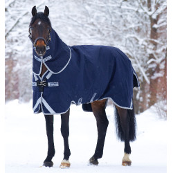 Horseware Rambo Original 200g deken met Leg Arches Marine / zilver Blauw Horseware Rambo Original 200g deken met Leg Arches Marine / zilver Blauw