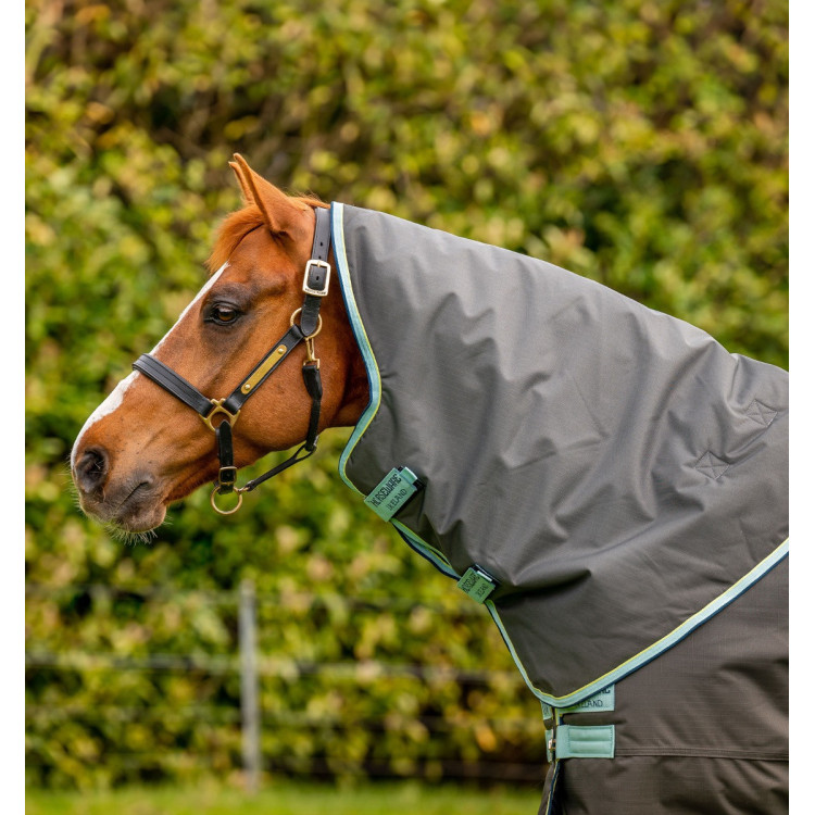 Horseware Amigo Hero Ripstop Plus deken met halsstuk 200g Horseware Amigo Hero Ripstop Plus deken met halsstuk 200g
