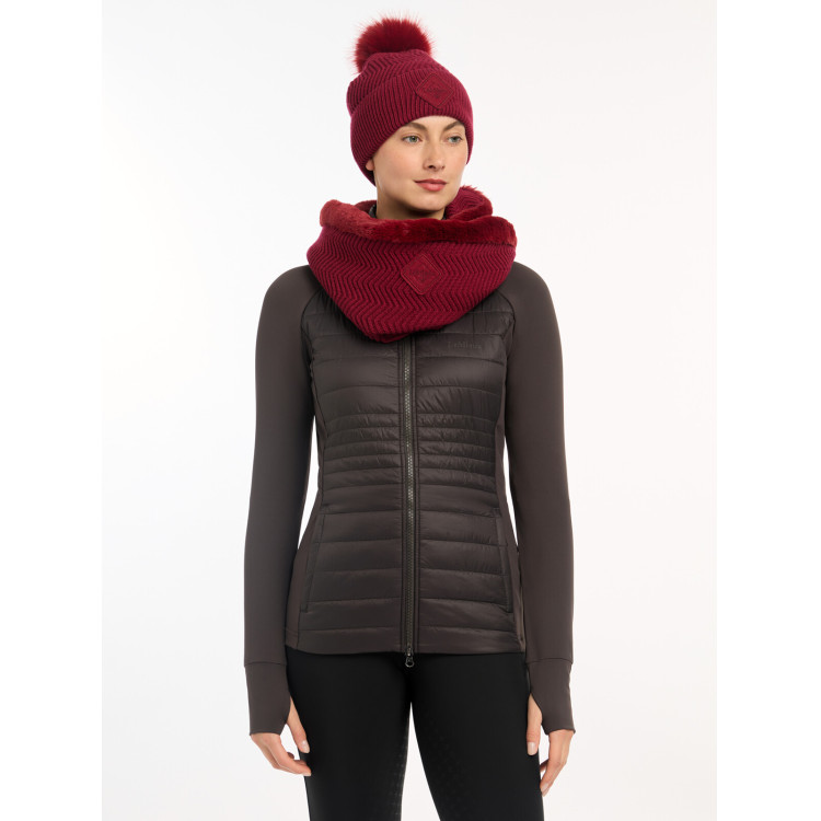 Bonnet LeMieux Lila met pompon Bonnet LeMieux Lila met pompon