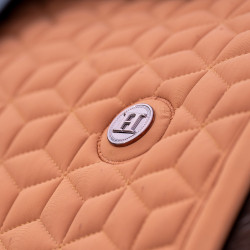 Zadeldek HV Polo Essential GP Vos Bruin