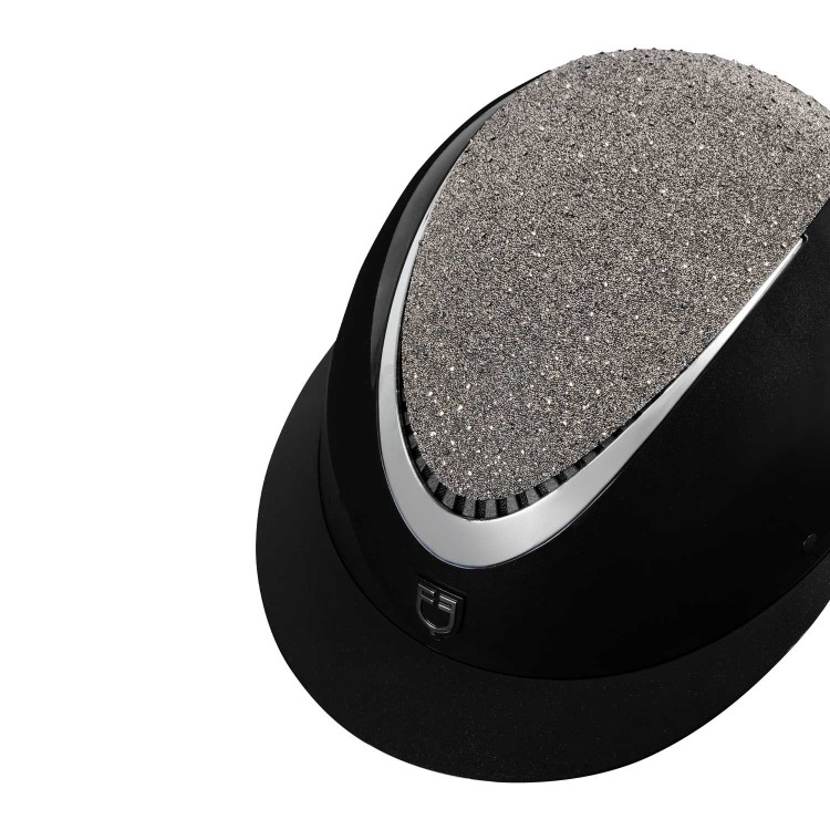Star-helm met brede klep en strass, gehomologeerd volgens EN 1384-2023 Equestro Star-helm met brede klep en strass, gehomologeerd volgens EN 1384-2023 Equestro