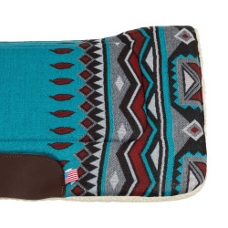 Western zadeldek met leren inzetstukken en synthetische wolvulling Pool's Hemelsblauw / rood Multicolor Western zadeldek met leren inzetstukken en synthetische wolvulling Pool's Hemelsblauw / rood Multicolor