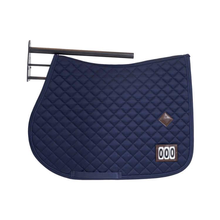 Metalen zadelhouder met steun voor zadeldek Grooming Deluxe by Kentucky Metalen zadelhouder met steun voor zadeldek Grooming Deluxe by Kentucky